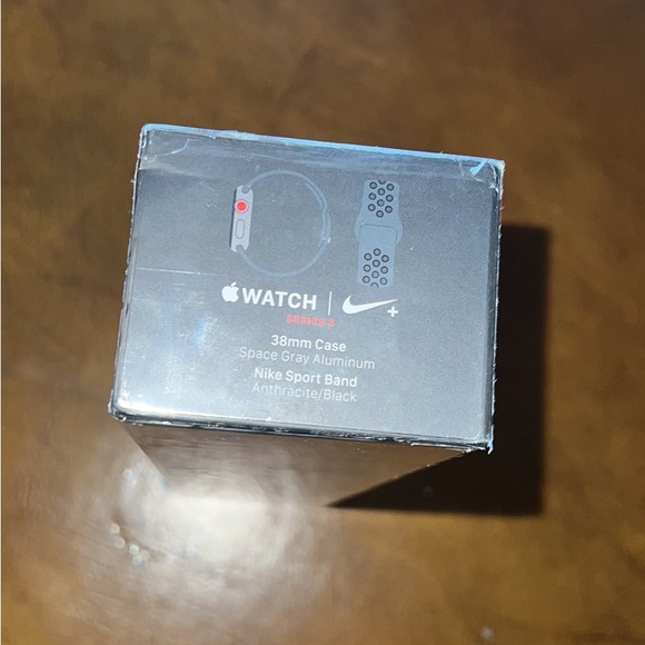 New Apple Watch Series 3 - Picture 3 of 3